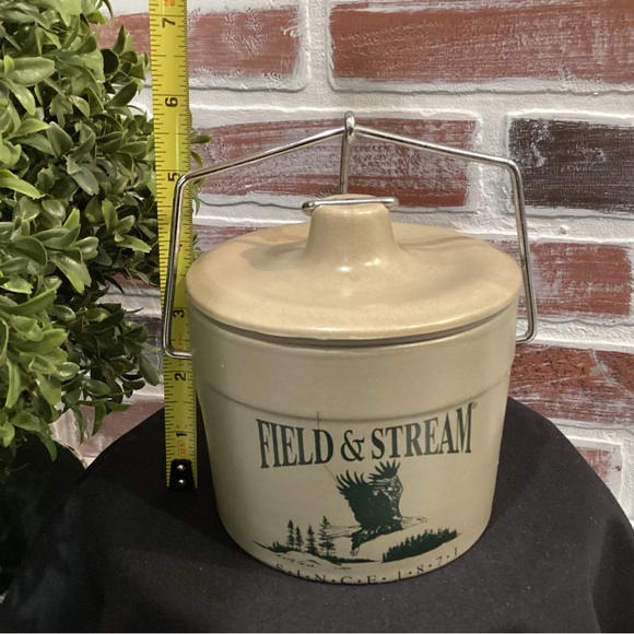 Field & Stream Since 1871 - Ceramic & Metal Crafted Decanter type Lidded Jar - Picture 10 of 12